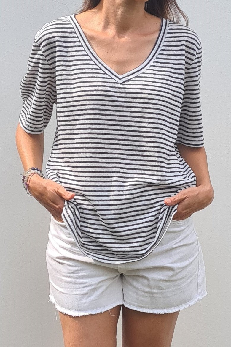 Chassca Short Sleeve Striped Linen V-Neck T-Shirt