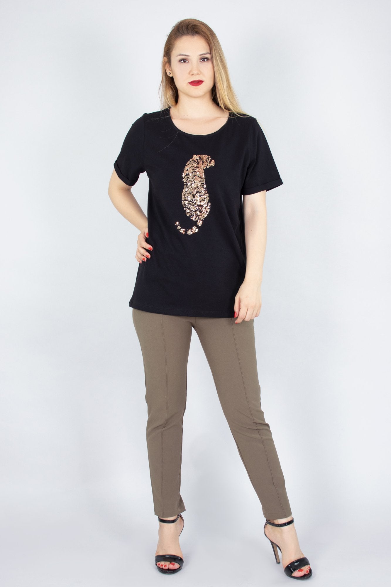 chassca boat neck t-shirt with sequin embellishment - Breakmood